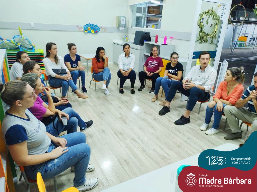 Roda de Conversa a Nutri Colégio Madre Bárbara Rede ICM de Educação